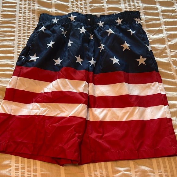 Men’s American Flag Swimsuit - Picture 1 of 3